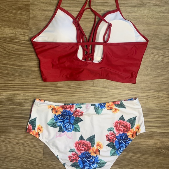 Bathing suit - Picture 4 of 5